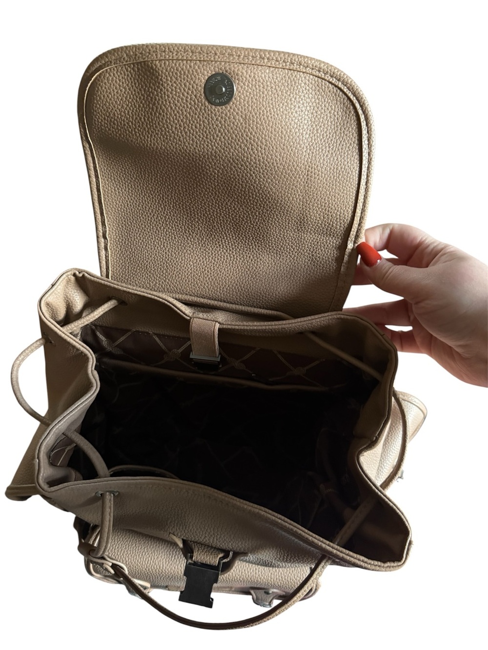 Wrangler Drawstring Backpack with Front Pockets - Picture 4 of 5